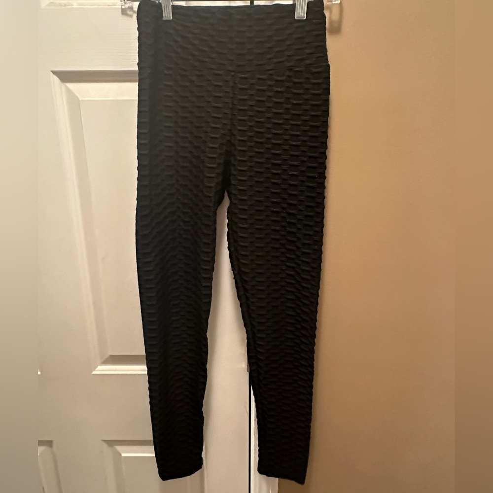Black tiktok leggings